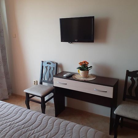 Family Hotel Emilia ソゾポル エクステリア 写真