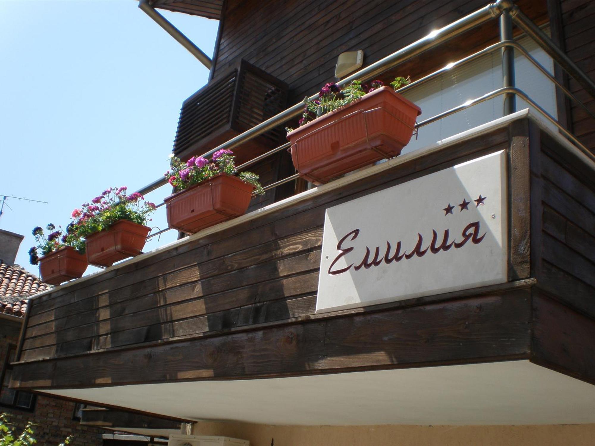 Family Hotel Emilia ソゾポル エクステリア 写真