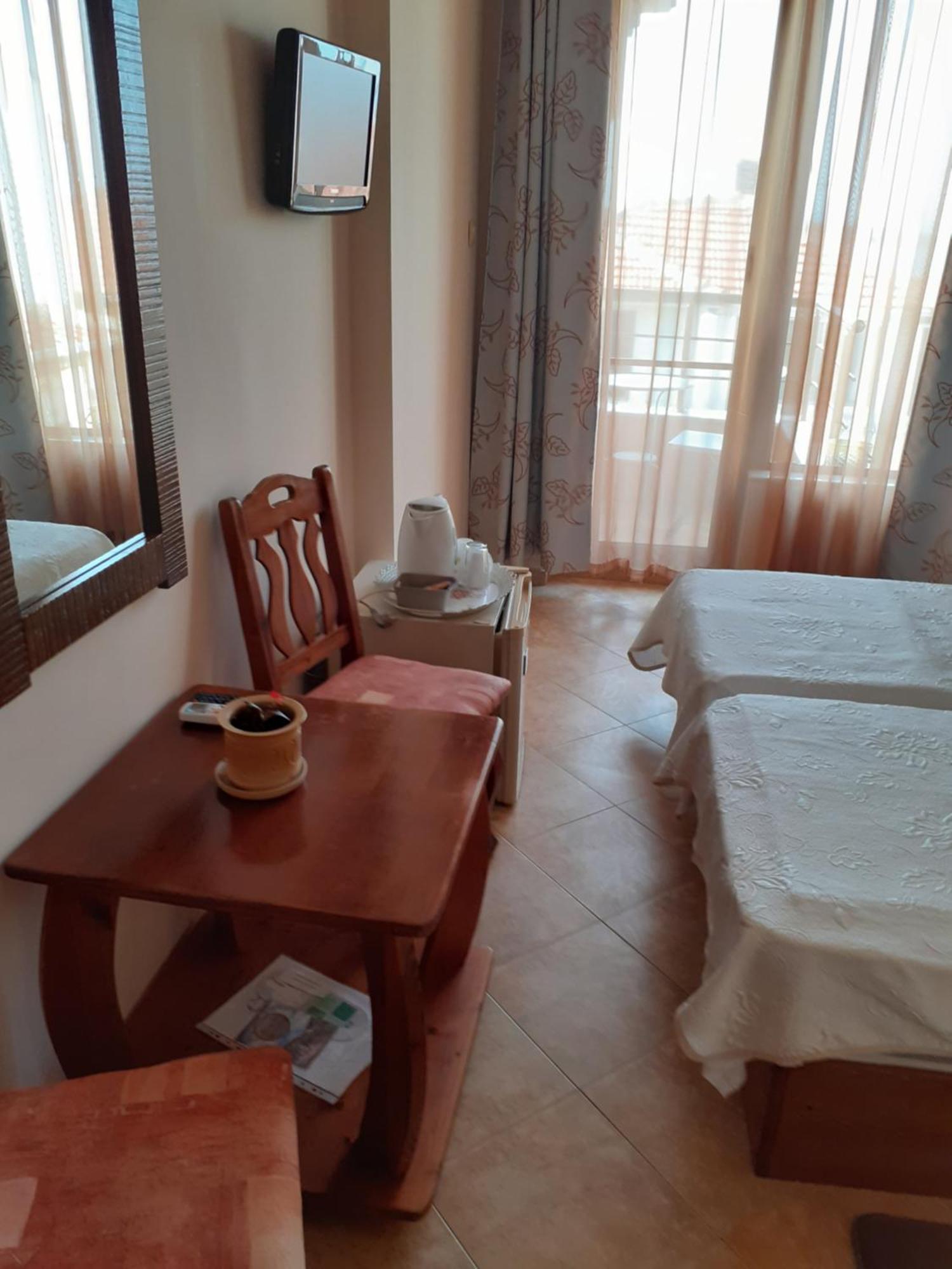 Family Hotel Emilia ソゾポル エクステリア 写真